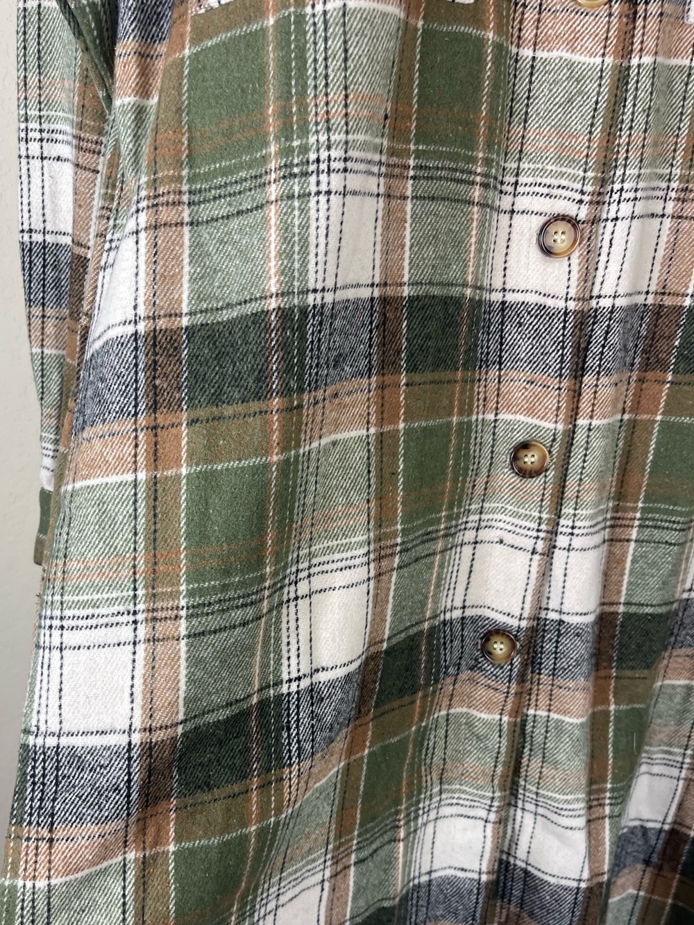 Easel Plaid Button Down Shacket Olive Green Size S NWT - Picture 8 of 8